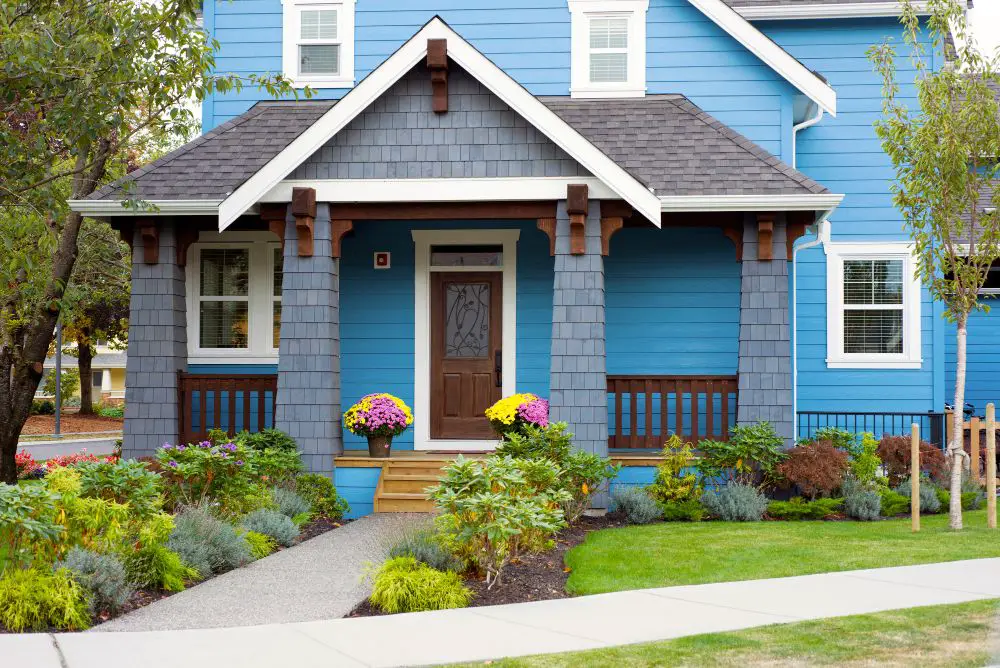 Modern home with porch